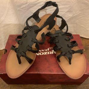 AZ Gweneth Black Sandals Sz 9